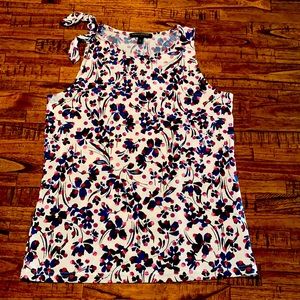 BANANA REPUBLIC sleeveless blouse size M